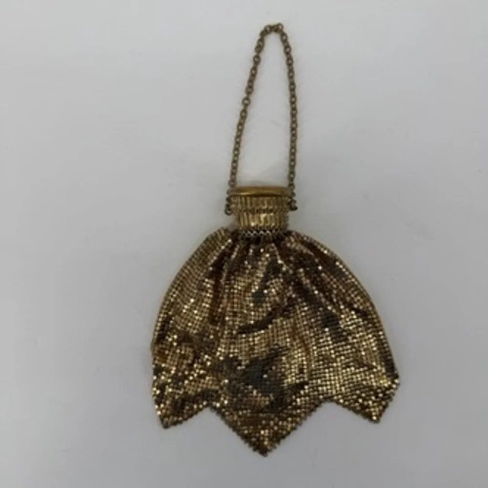 Vintage Whiting & Davis Gold Mesh Beggar Bag Gate Top Accordion Purse USA